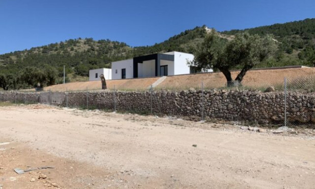 Revente - Villa - Hondón de las Nieves