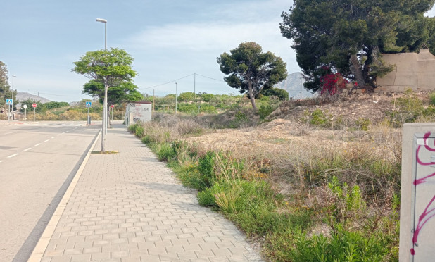 Resale - Plot / Land - Villajoyosa