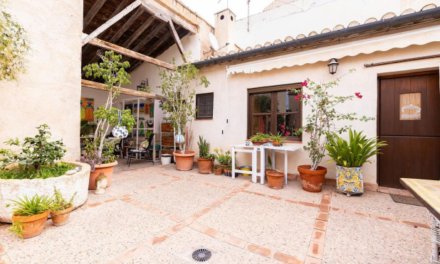 Resale - Townhouse - Los Martinez Del Puerto - Los Martínez del Puerto