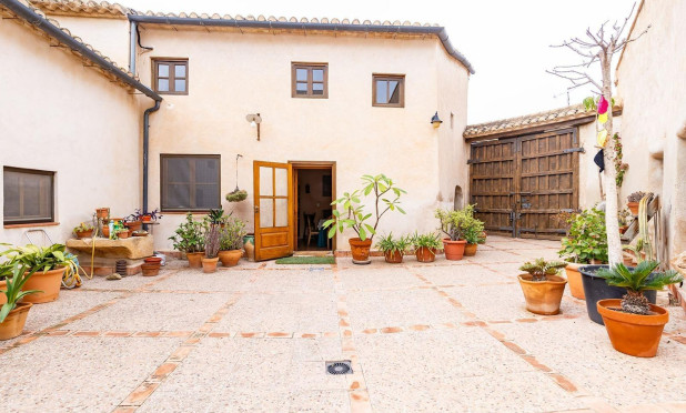 Resale - Townhouse - Los Martinez Del Puerto - Los Martínez del Puerto