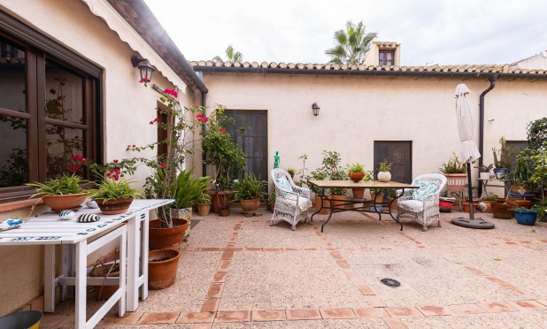 Resale - Townhouse - Los Martinez Del Puerto - Los Martínez del Puerto