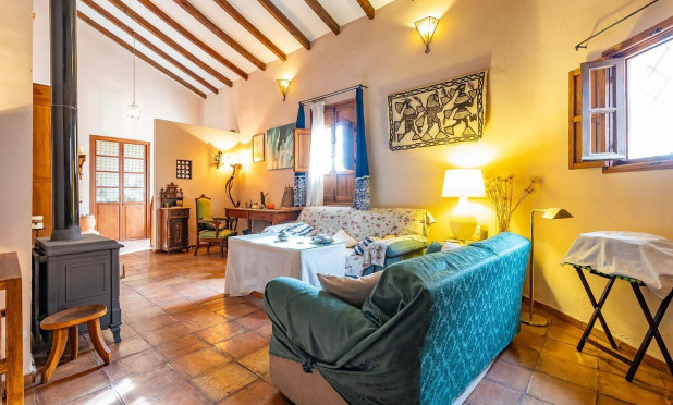 Resale - Townhouse - Los Martinez Del Puerto - Los Martínez del Puerto