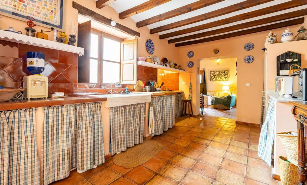 Resale - Townhouse - Los Martinez Del Puerto - Los Martínez del Puerto