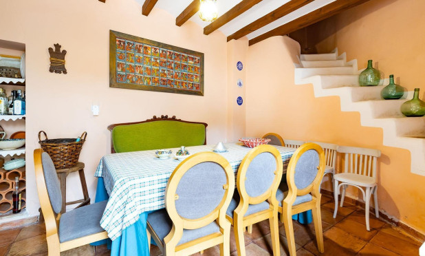 Resale - Townhouse - Los Martinez Del Puerto - Los Martínez del Puerto