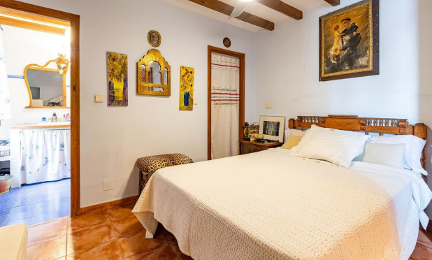 Resale - Townhouse - Los Martinez Del Puerto - Los Martínez del Puerto