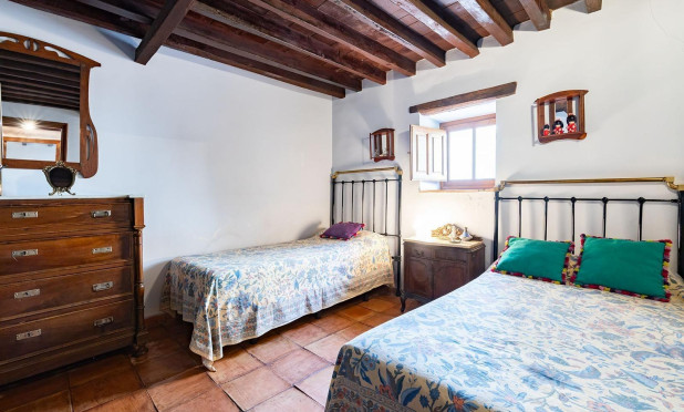 Resale - Townhouse - Los Martinez Del Puerto - Los Martínez del Puerto