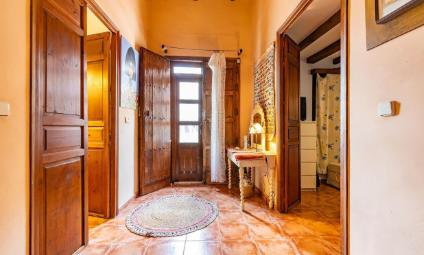 Resale - Townhouse - Los Martinez Del Puerto - Los Martínez del Puerto