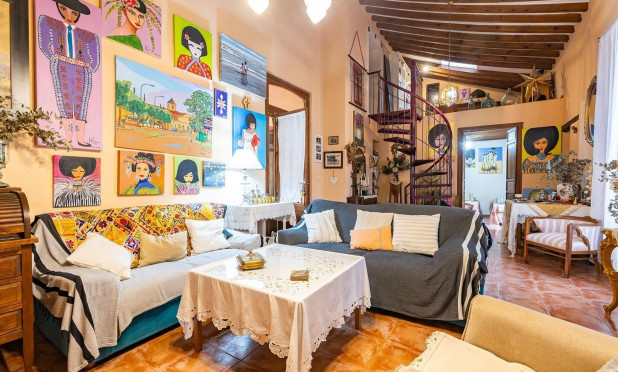 Resale - Townhouse - Los Martinez Del Puerto - Los Martínez del Puerto