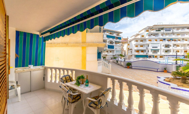 Resale - Apartment / flat - Torrevieja - Los Europeos