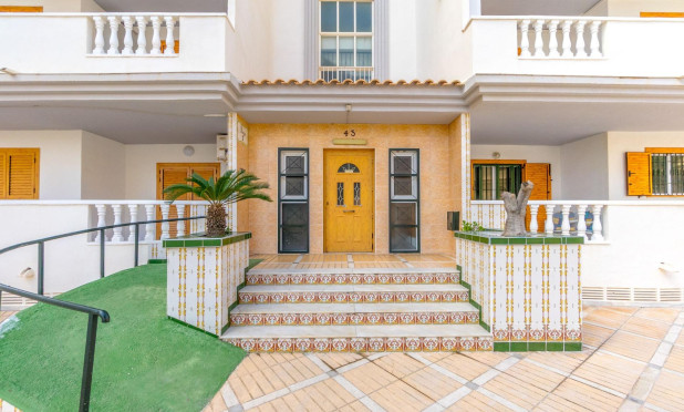 Resale - Apartment / flat - Torrevieja - Los Europeos