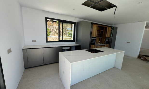 Resale - Villa - Benissa