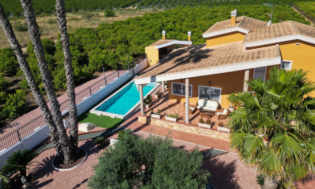 Herverkoop - Villa - Orihuela