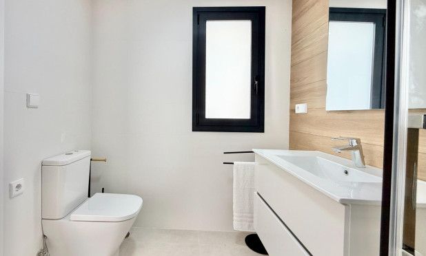 New Build - Townhouse - Cox - San Fernando