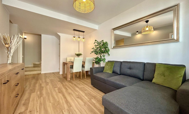 Resale - Townhouse - Orihuela - Urbanización Perla del Mar