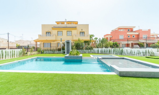 Nieuwbouw Woningen - Herenhuis - Torrevieja - Los Balcones