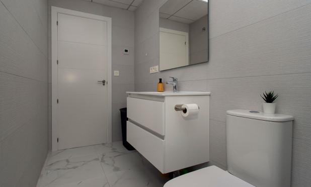 Herverkoop - Appartement / flat - Torrevieja - torrevieja