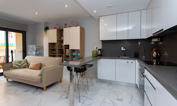 Herverkoop - Appartement / flat - Torrevieja - torrevieja