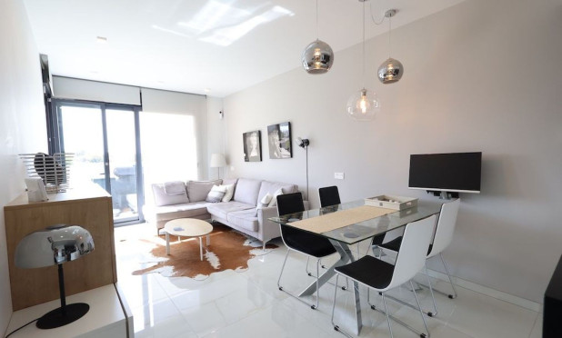 Resale - Apartment / flat - Orihuela Costa