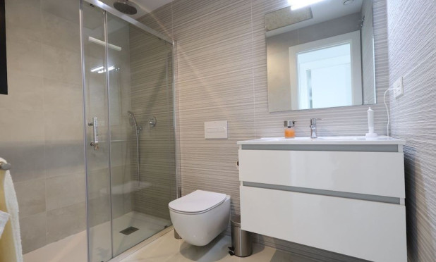 Resale - Apartment / flat - Orihuela Costa