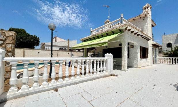 Revente - Villa - Orihuela Costa - La Zenia