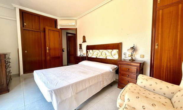 Revente - Villa - Orihuela Costa - La Zenia