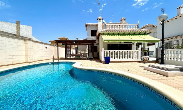 Revente - Villa - Orihuela Costa - La Zenia
