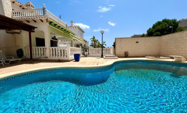 Revente - Villa - Orihuela Costa - La Zenia