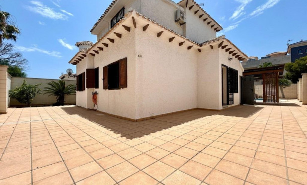 Revente - Villa - Orihuela Costa - La Zenia