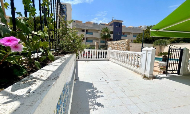 Revente - Villa - Orihuela Costa - La Zenia