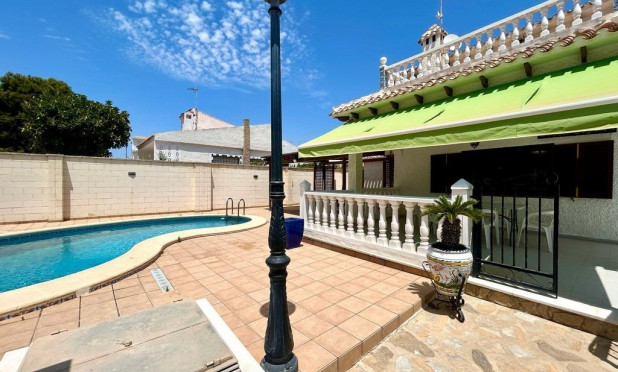 Revente - Villa - Orihuela Costa - La Zenia
