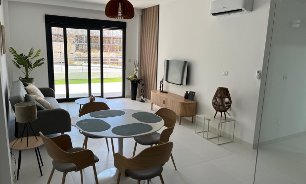 Reventa - Apartamento / piso - San Miguel de Salinas