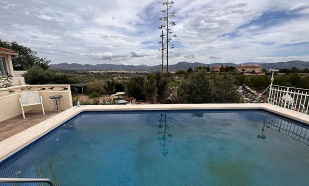 Wiederverkauf - Villa - Sax