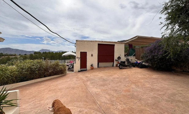 Wiederverkauf - Villa - Sax