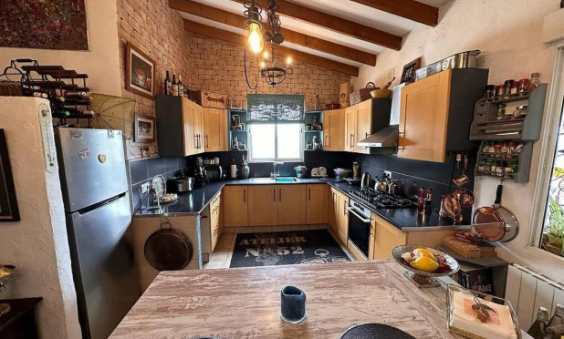 Wiederverkauf - Villa - Sax