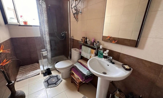 Wiederverkauf - Villa - Sax