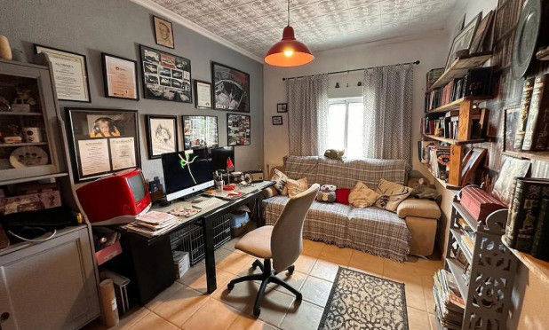 Wiederverkauf - Villa - Sax