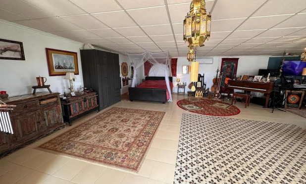 Wiederverkauf - Villa - Sax