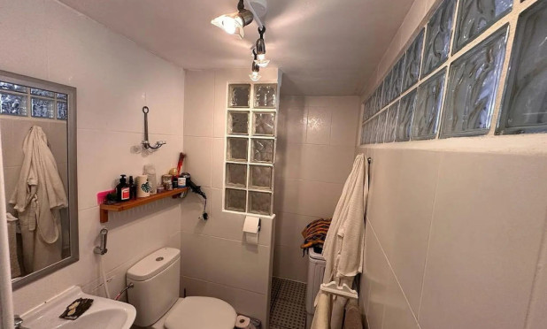 Wiederverkauf - Villa - Sax