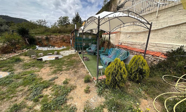 Wiederverkauf - Villa - Sax