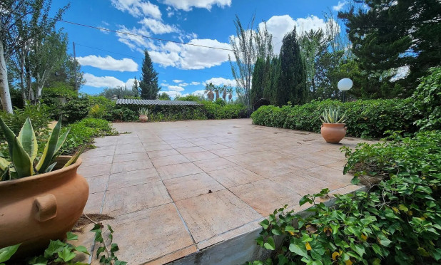 Reventa - Villa - Sax