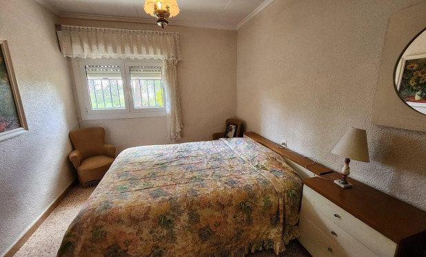 Reventa - Villa - Sax