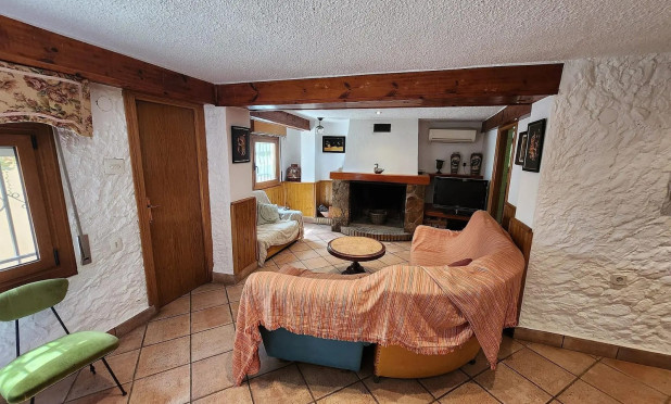 Reventa - Villa - Sax