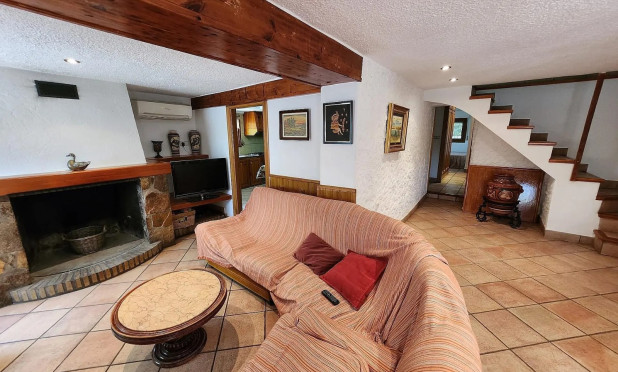 Reventa - Villa - Sax