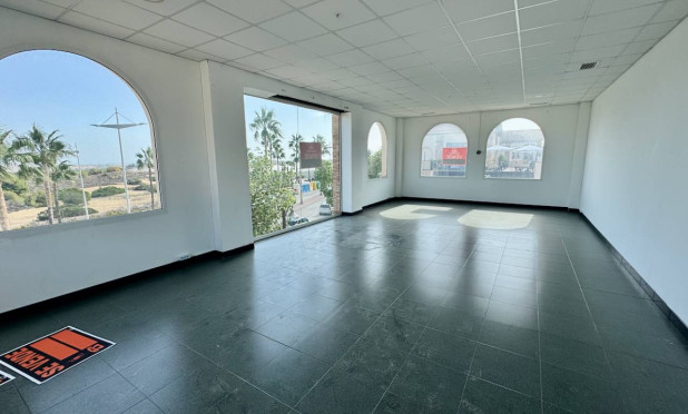 Wiederverkauf - Kommerziell - La Finca Golf