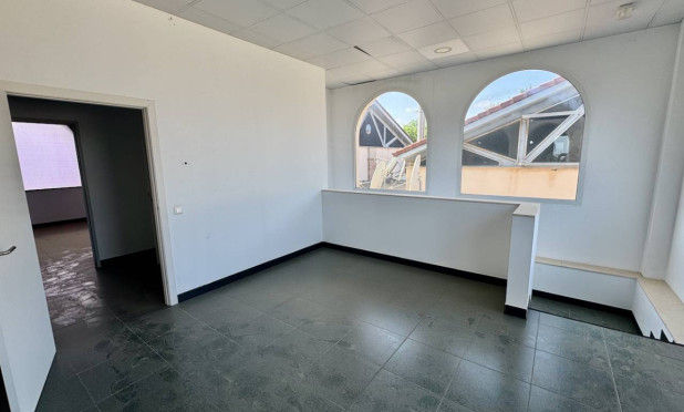 Wiederverkauf - Kommerziell - La Finca Golf