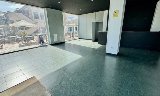 Wiederverkauf - Kommerziell - La Finca Golf