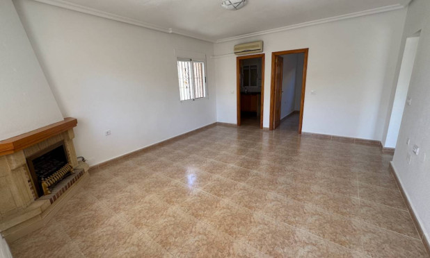 Resale - Villa - Algorfa - Montemar