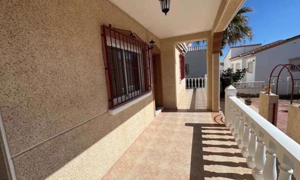 Resale - Villa - Algorfa - Montemar