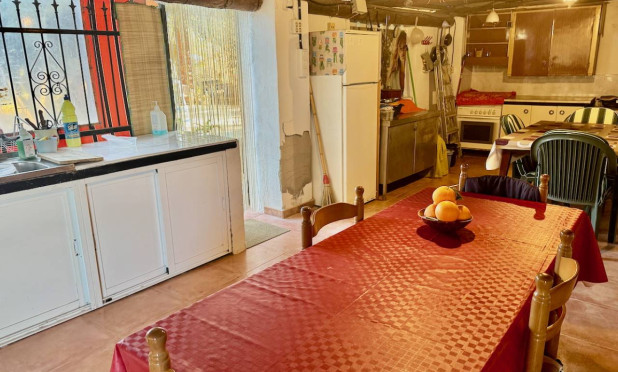 Resale - Finca / Country Property - Guardamar del Segura - Guardamar Del Segura