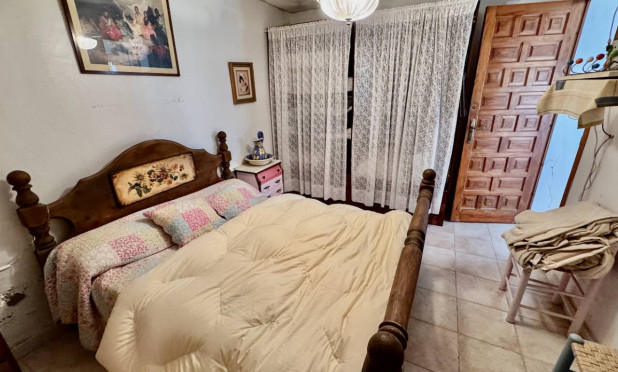 Resale - Finca / Country Property - Guardamar del Segura - Guardamar Del Segura